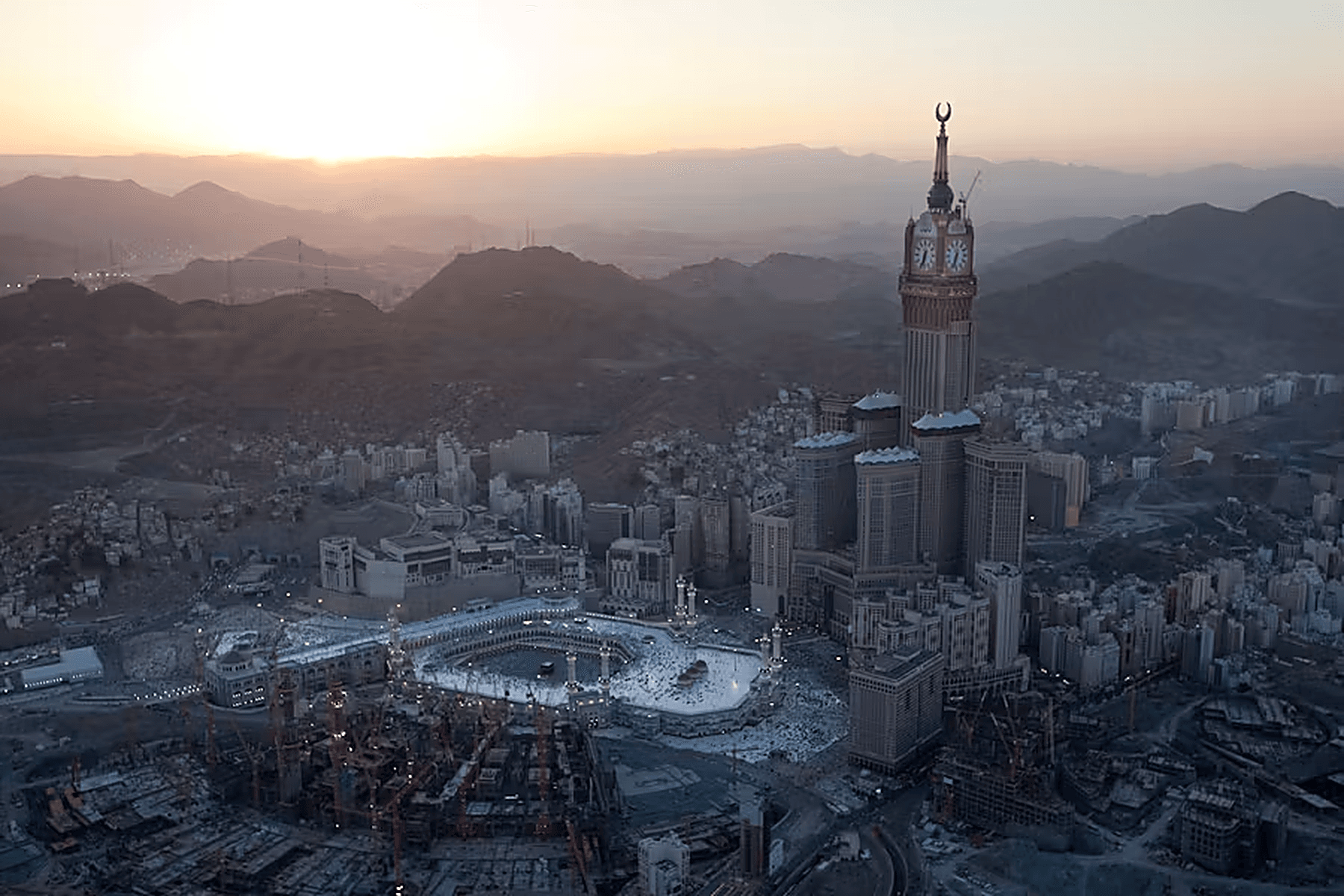 Makkah skyline with Masjid al-Haram and Abraj Al Bait at sunset